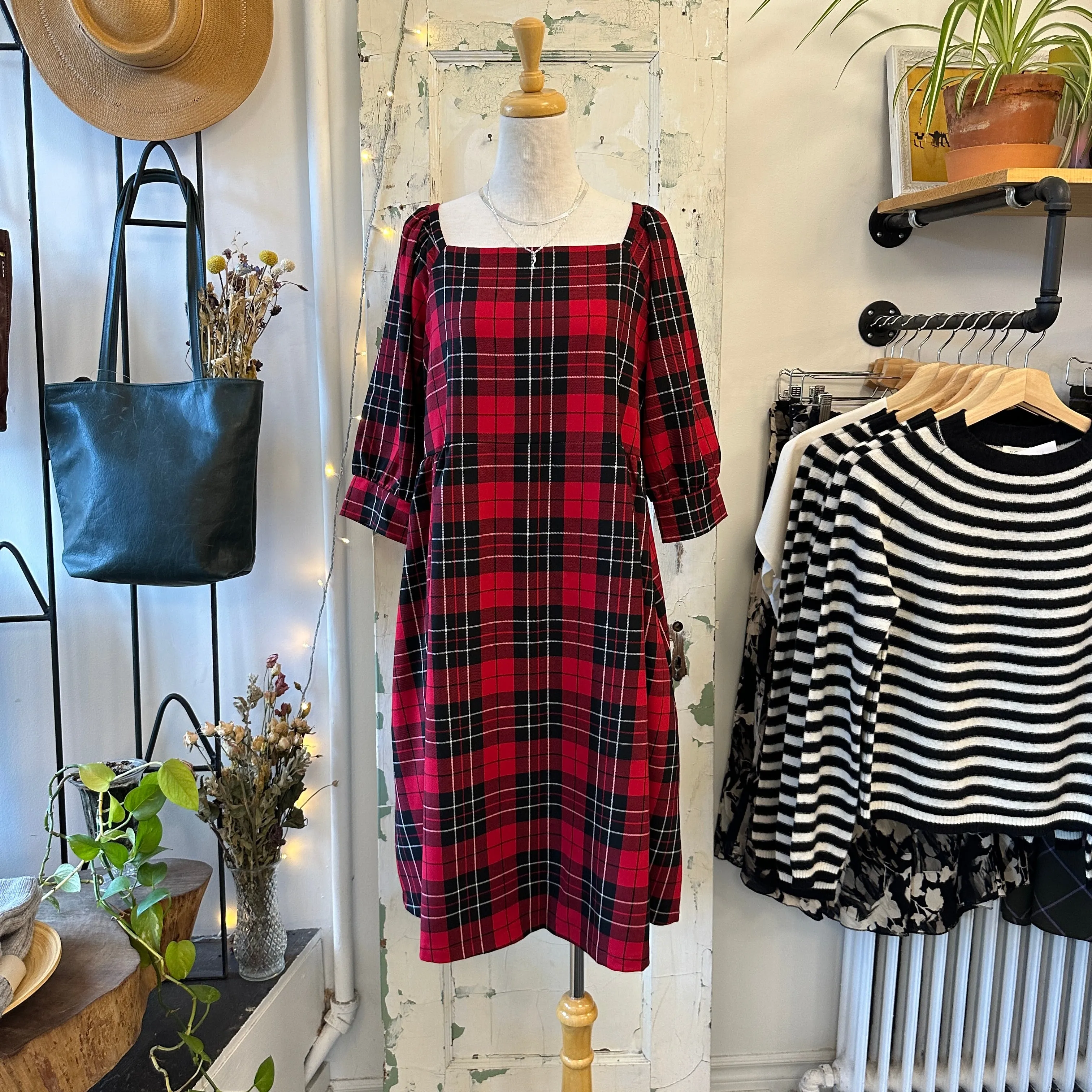 Allison Wonderland // Notebook Dress Red Plaid