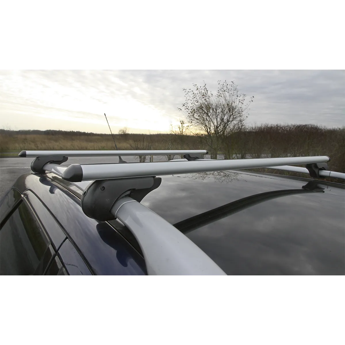 Aluminium Roof Bars 1200mm for Traditional Roof Rails 90kg Max Capacity