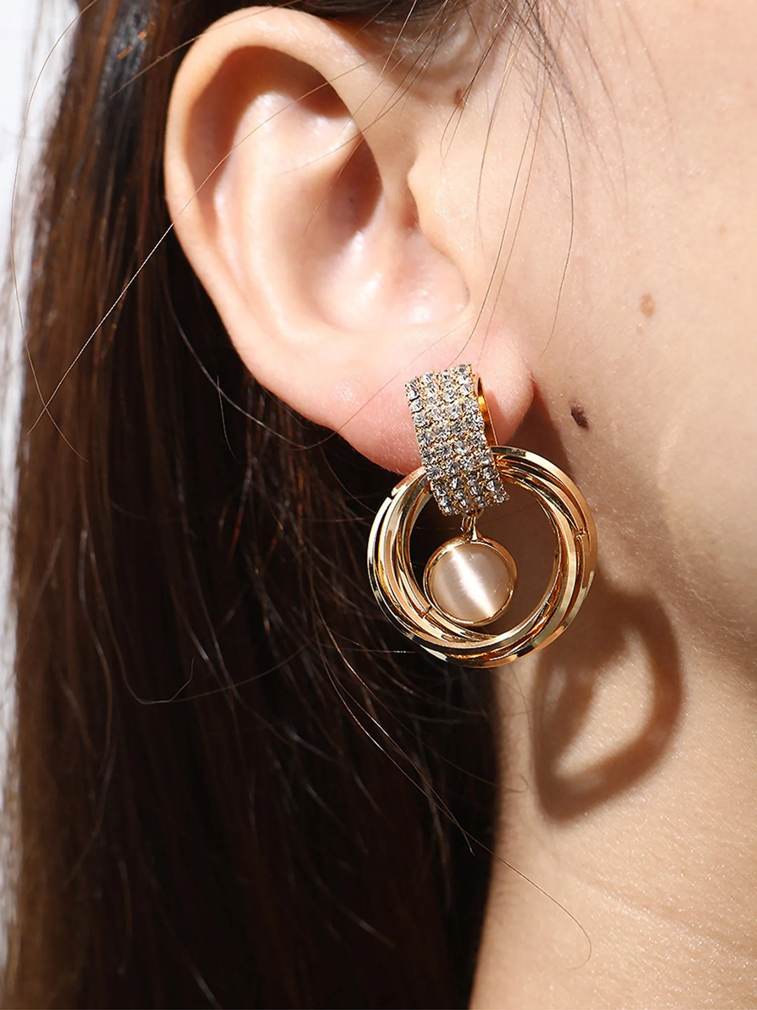 Chic Circle Earrings