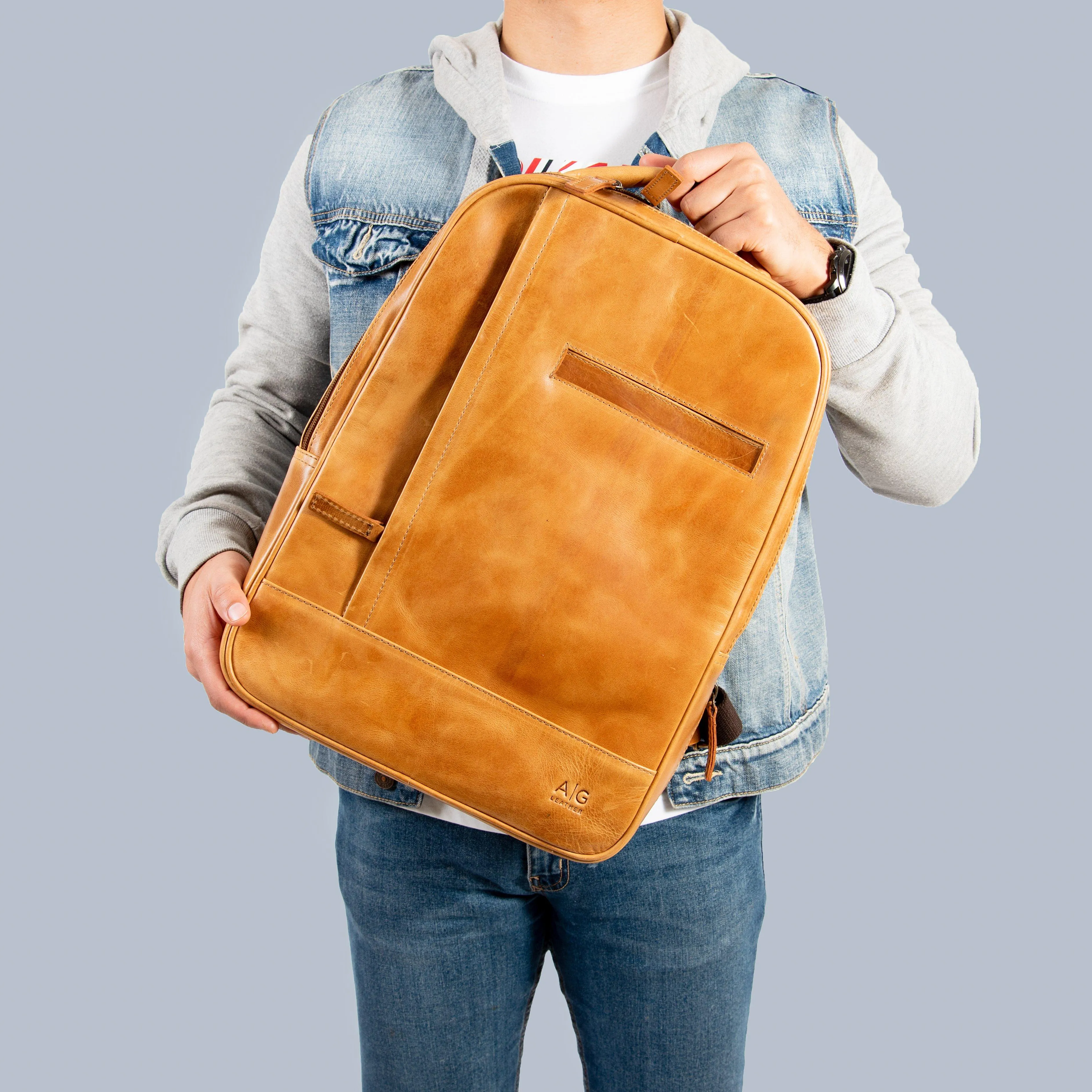 Double compartment backpack
 in Cognac Leather