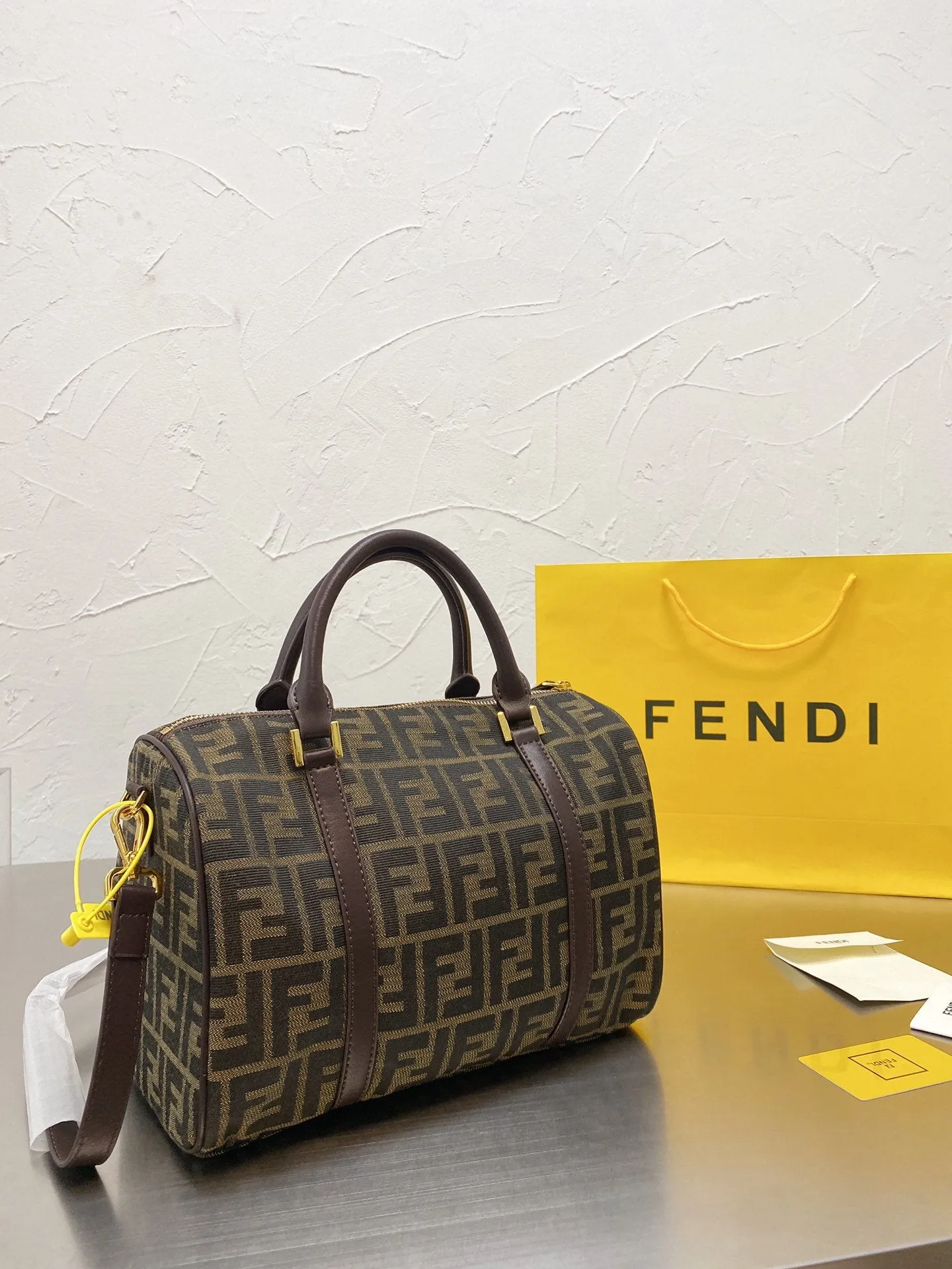 EN   Designer bags by Fendi 209