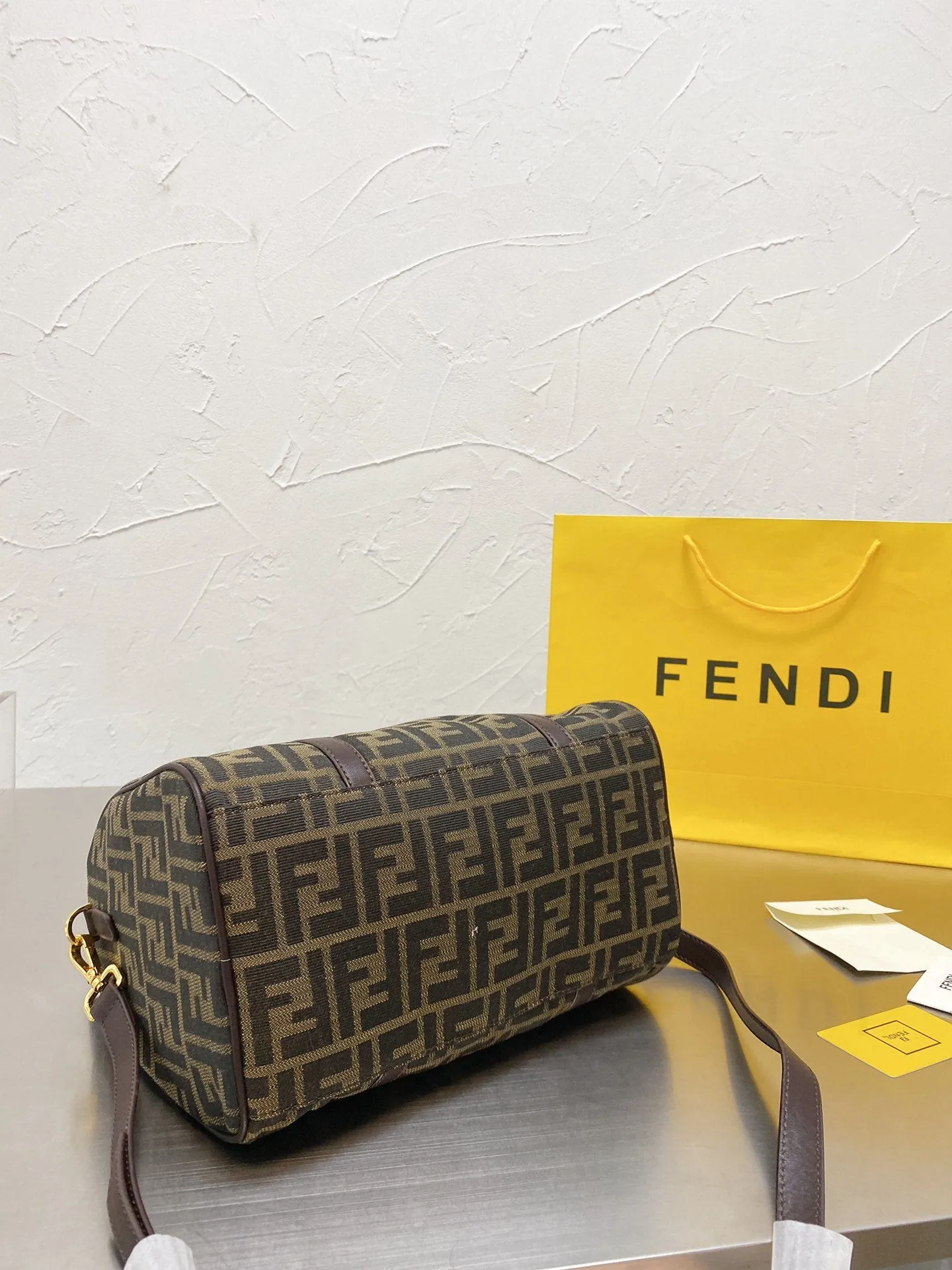 EN   Designer bags by Fendi 209