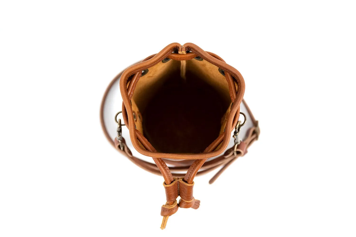 LEATHER BUCKET BAG - SMALL - PEANUT BISON