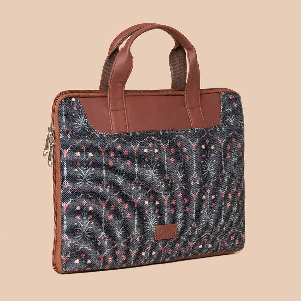 Taj Guldasta L-Zippered Laptop Sleeve