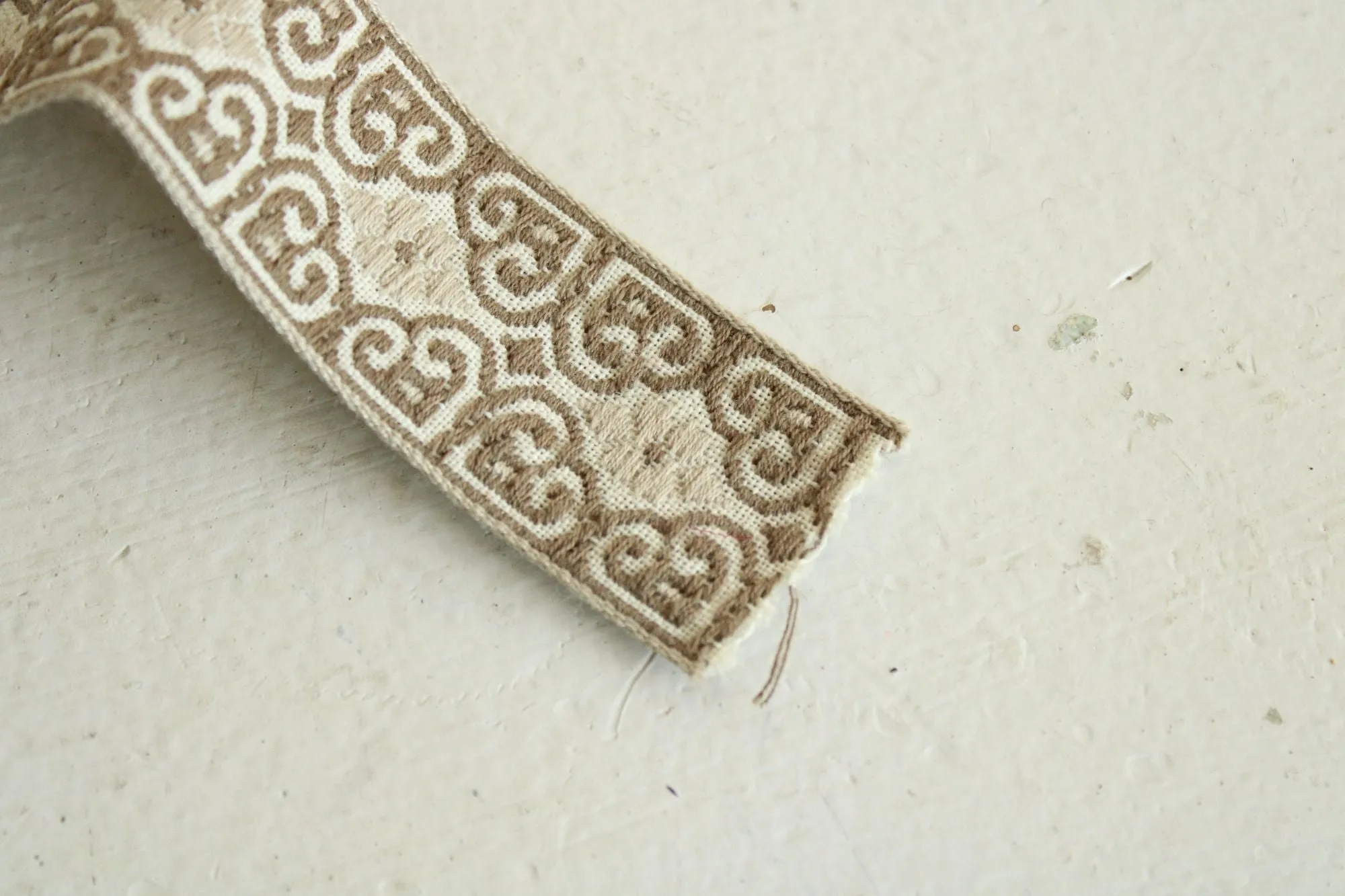 Vintage Jacquard Ribbon Trim, Tan And Ivory, 49" Long PIece, 1.25 Inch Wide